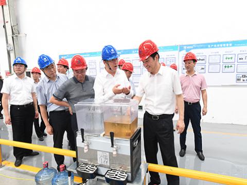 市委书记潘早云深入利来老牌国际官网app集团开展清静生产检查